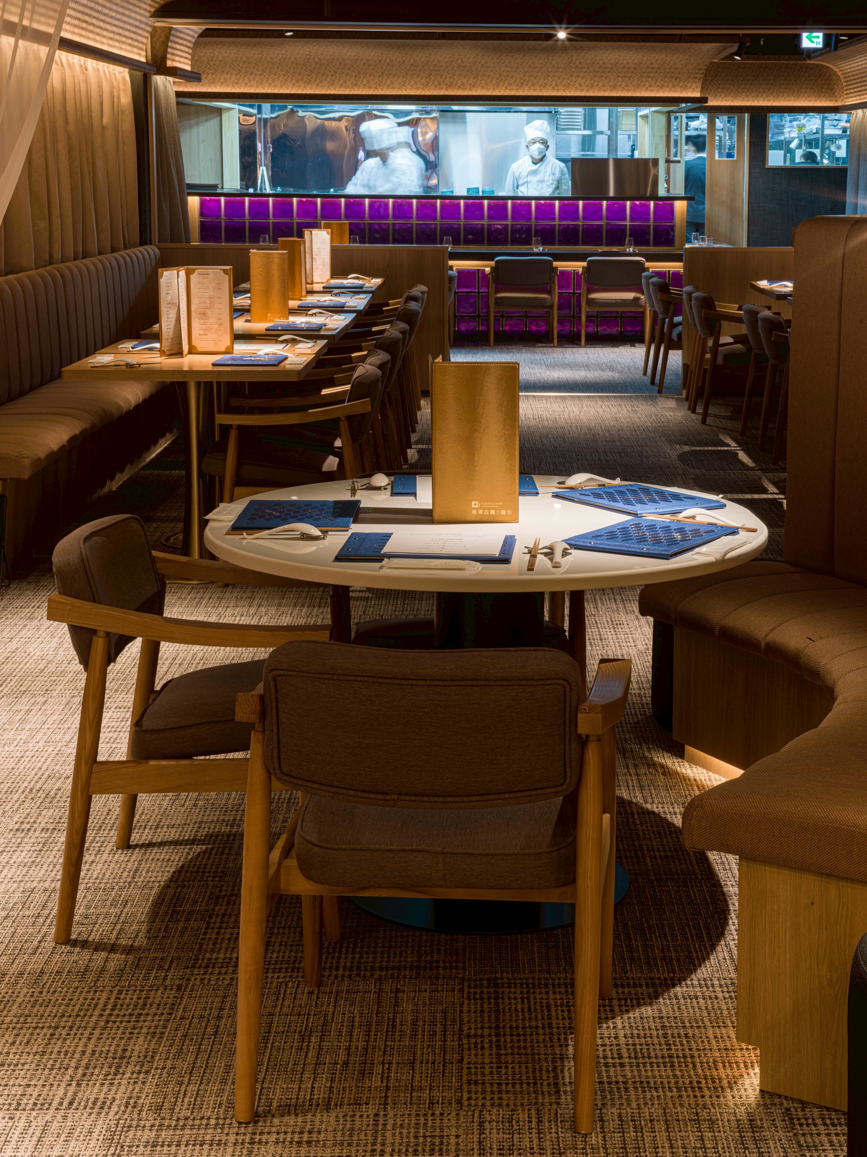 非日常の店舗空間