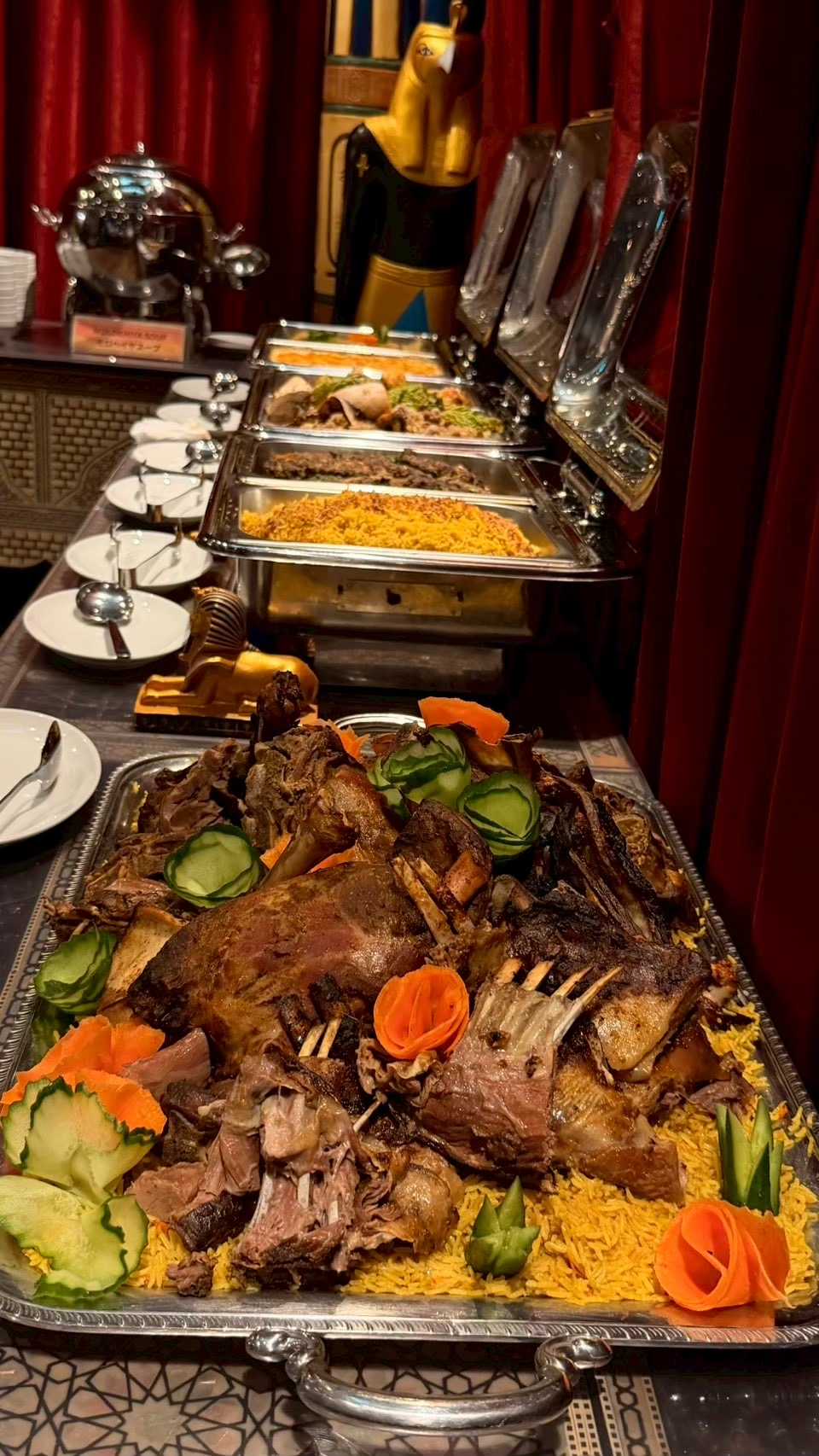 ランチ食べ放題