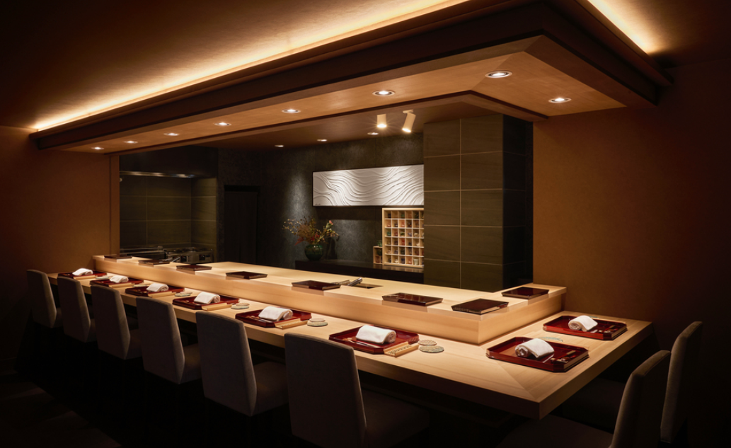 高級感と清潔感溢れる落ち着いた大人の空間。