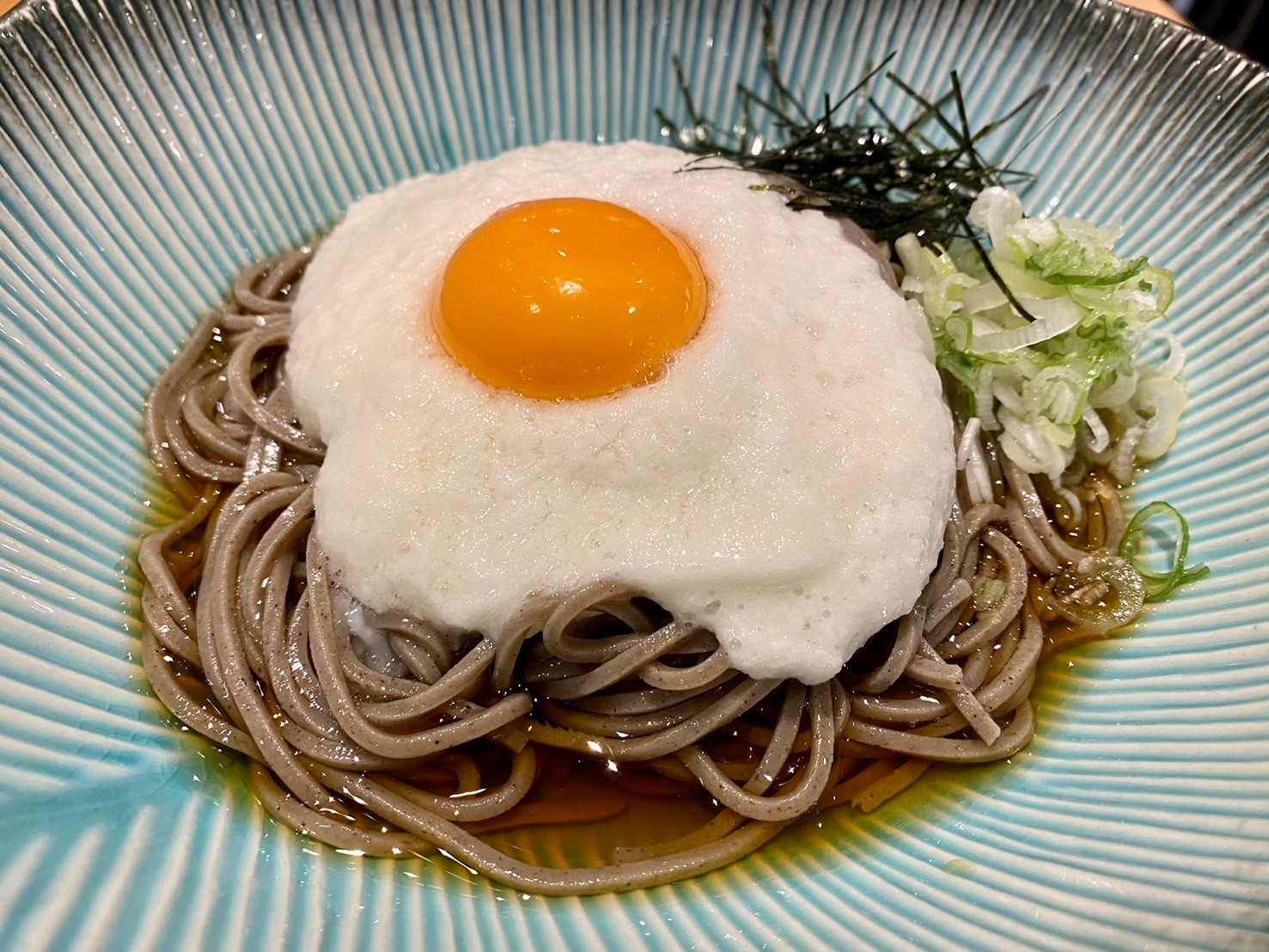 とろろ　玄蕎麦